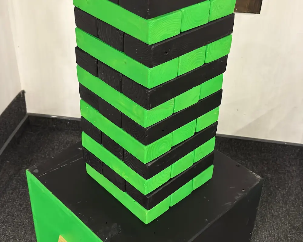 Jenga Gigant Jenga gigant de închiriat pentru evenimente în București